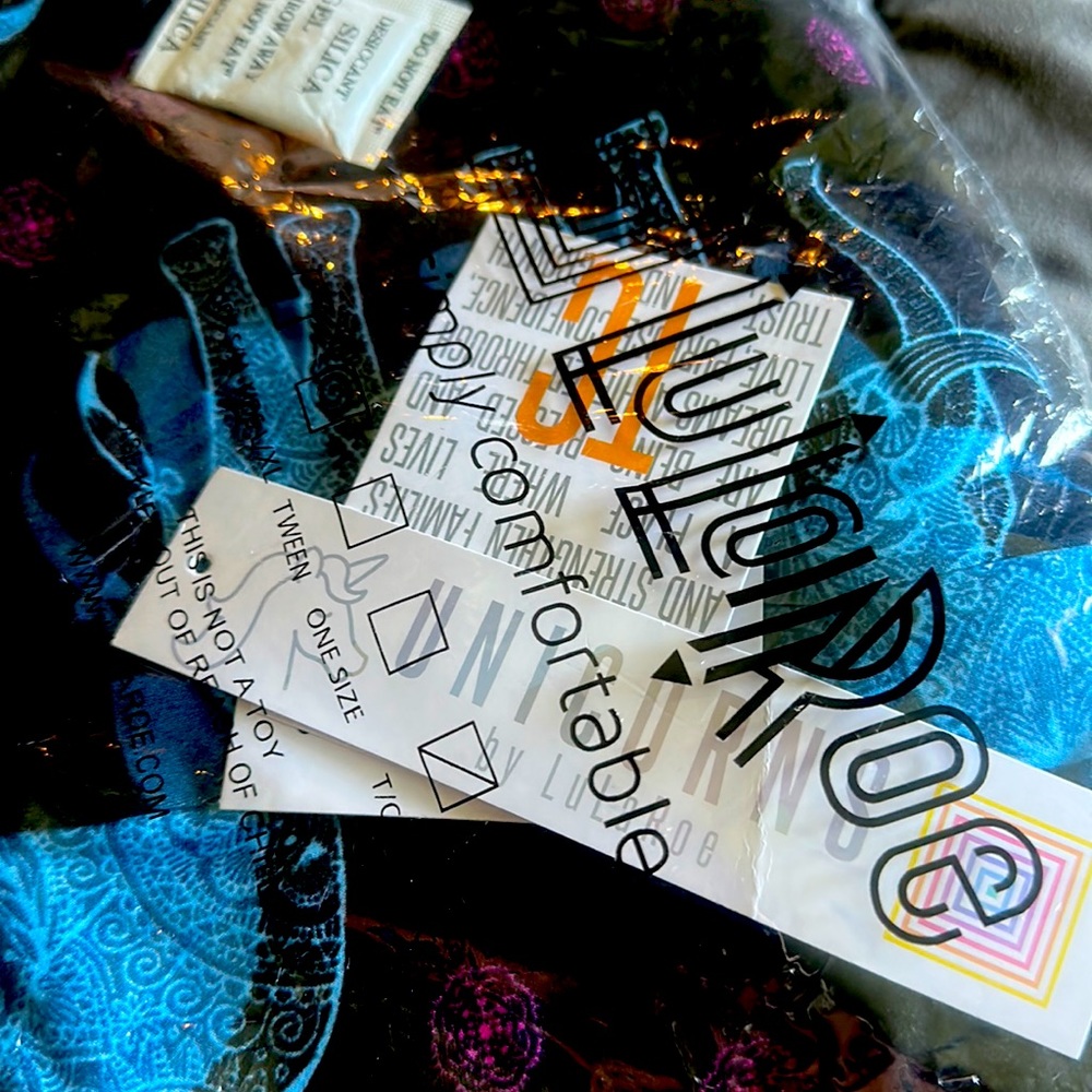 Lularoe elephant leggings TC